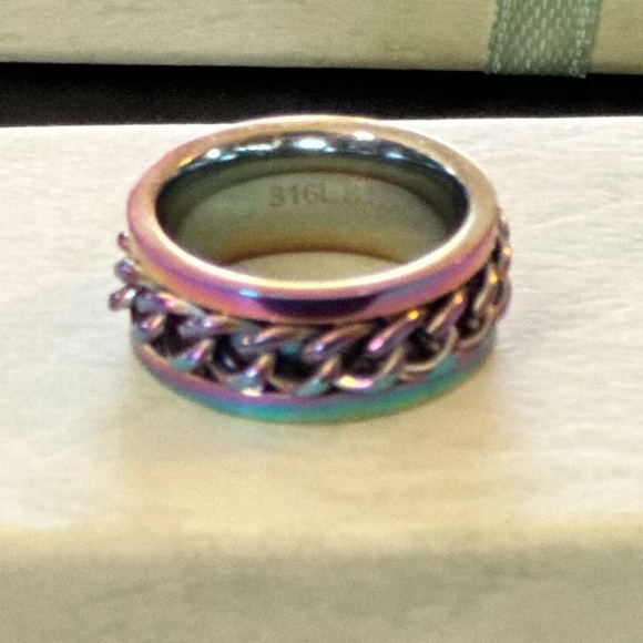 Stainless Steel Rainbow spinning band/ring. Center Braid Spins - Picture 6 of 9